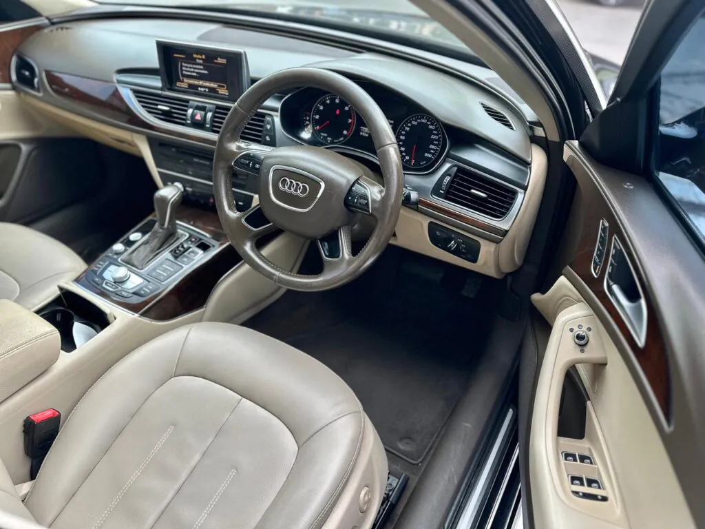 Audi A6 1.8 TFSI Business Class Edition - 2015