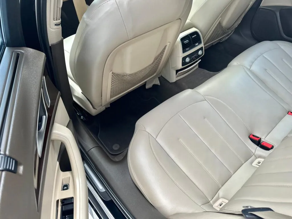 Audi A6 1.8 TFSI Business Class Edition - 2015